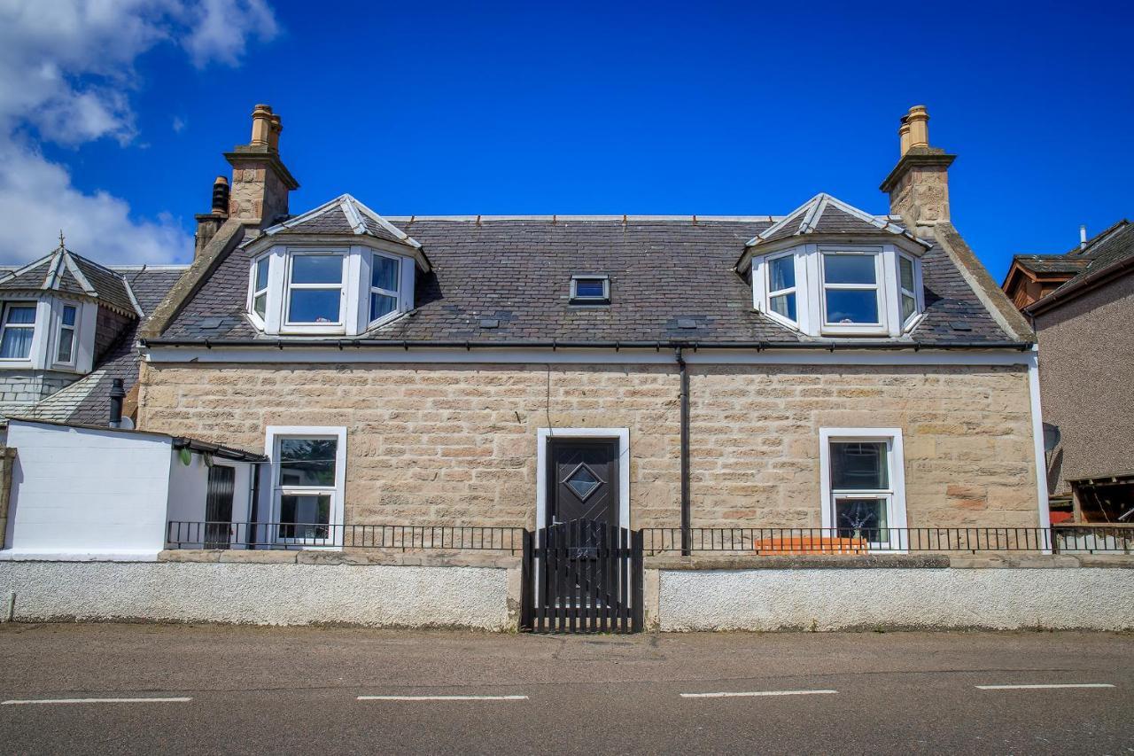 Cosy Cottage In Fishertown, Nairn - Free Parking & Pets Welcome Kültér fotó